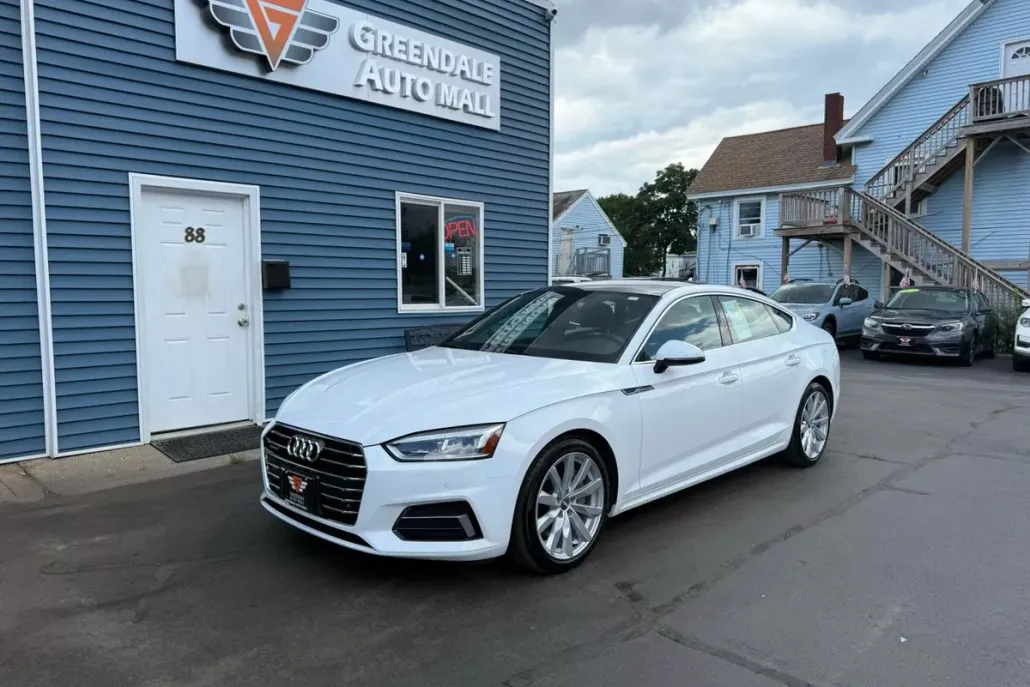 2018 Audi A5 Premium Plus photo 1