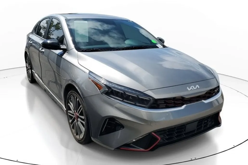 2024 Kia Forte GT photo 1