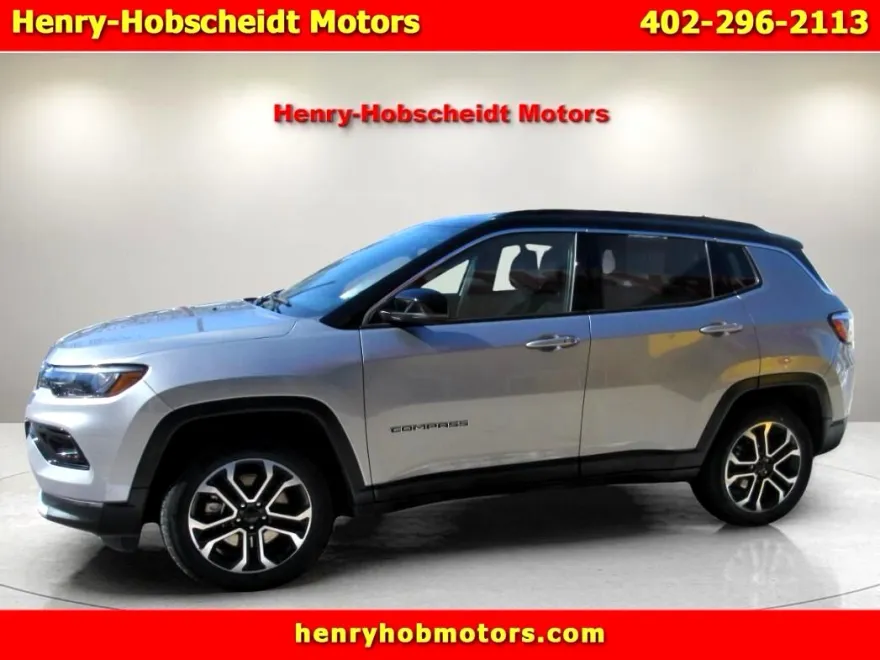2024 Jeep Compass Limited photo 1