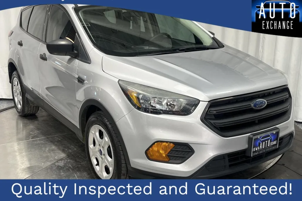 2019 Ford Escape S photo 1