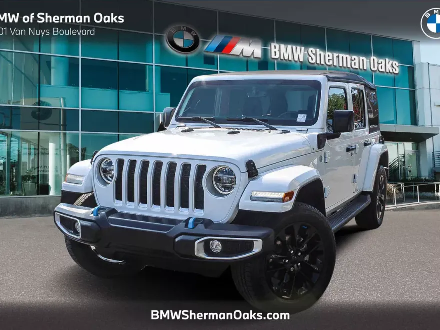 2022 Jeep Wrangler Unlimited 4xe Sahara photo 1