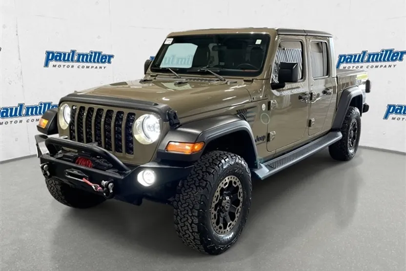 2020 Jeep Gladiator Sport photo 1