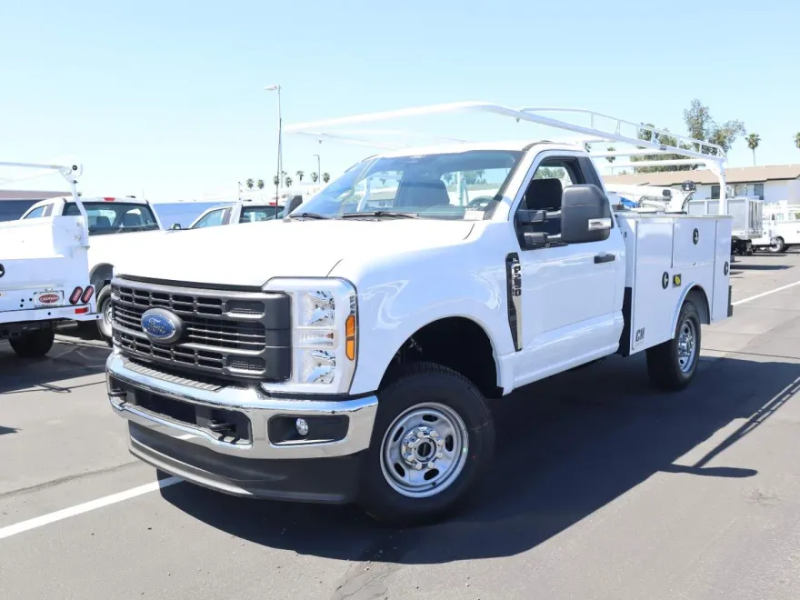 2024 Ford F-250 XL photo 1