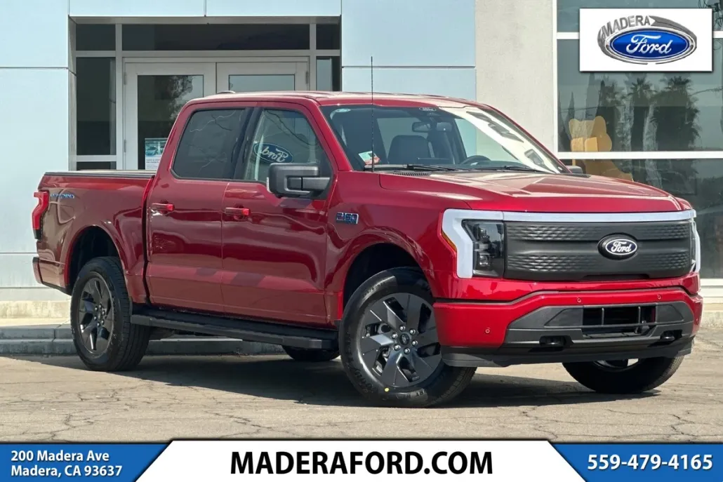 2025 Ford F-150 Lightning photo 1