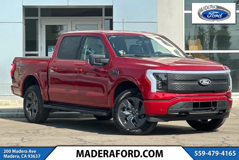 2025 Ford F-150 Lightning photo 1
