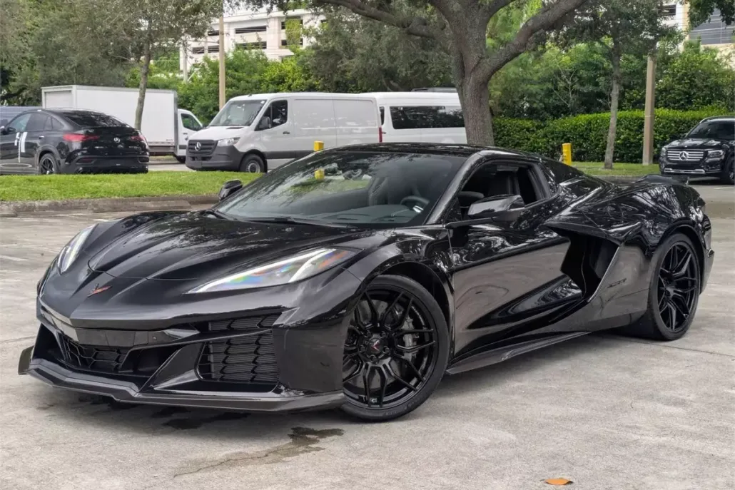 2024 Chevrolet Corvette Z06 2LZ Convertible photo 1