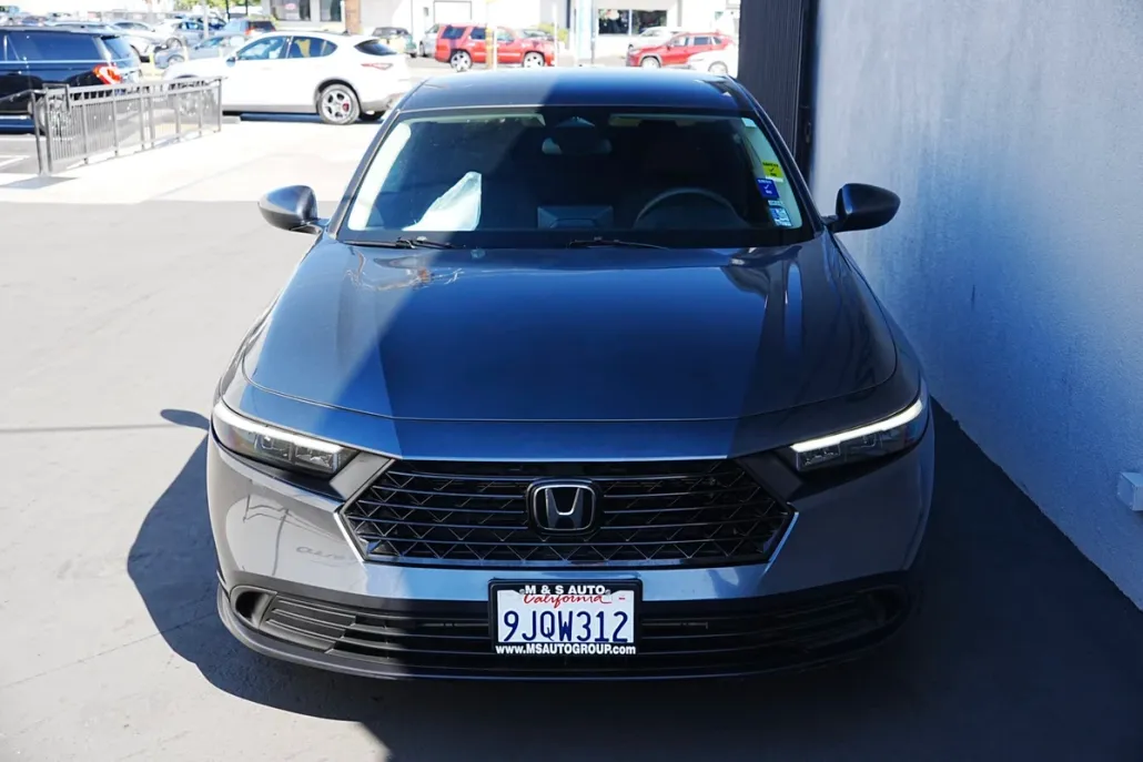 2024 Honda Accord LX photo 1