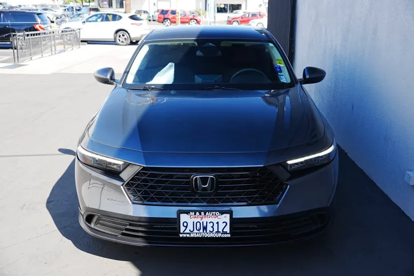2024 Honda Accord LX photo 1