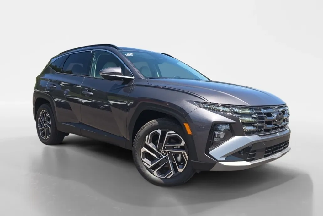 2025 Hyundai Tucson Hybrid Limited photo 1