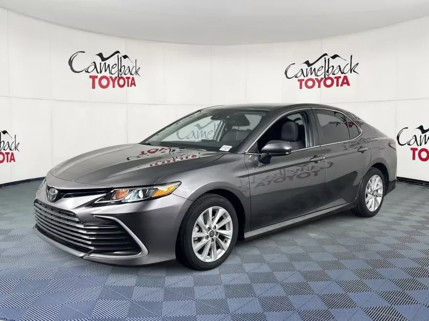 2024 Toyota Camry LE photo 1