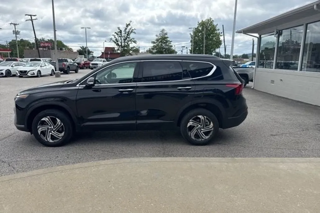 2023 Hyundai Santa Fe SEL photo 1