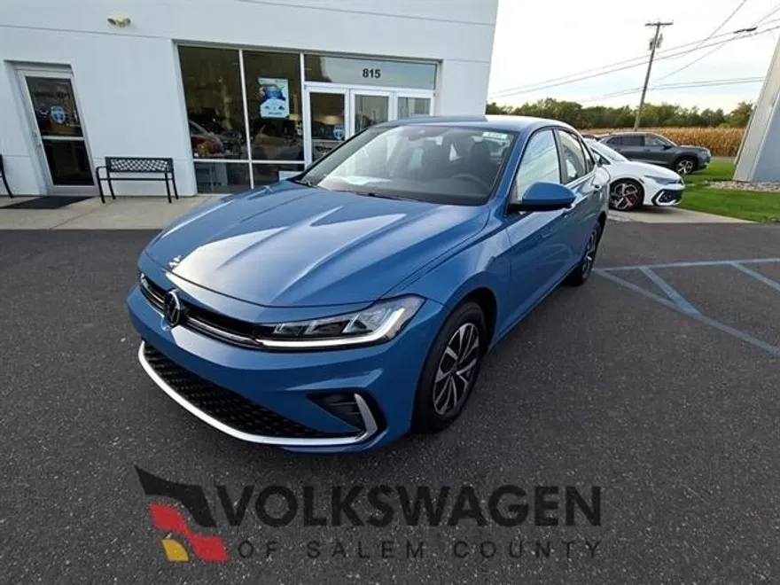 2025 Volkswagen Jetta 1.5T S photo 1