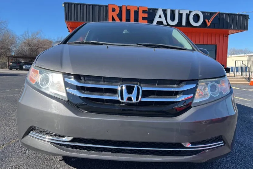 2015 Honda Odyssey EX-L photo 1