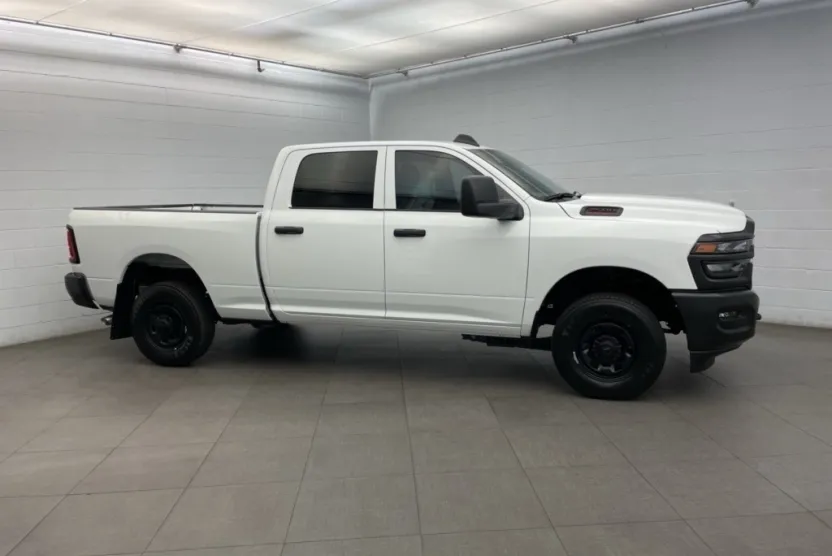 2025 Ram 2500 Tradesman photo 1