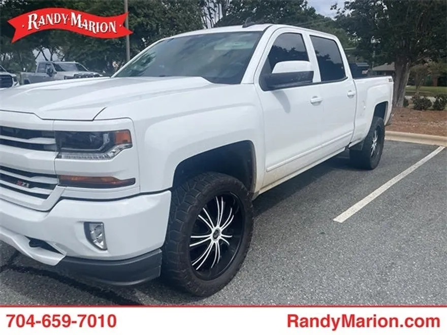 2016 Chevrolet Silverado 1500 LT2 photo 1