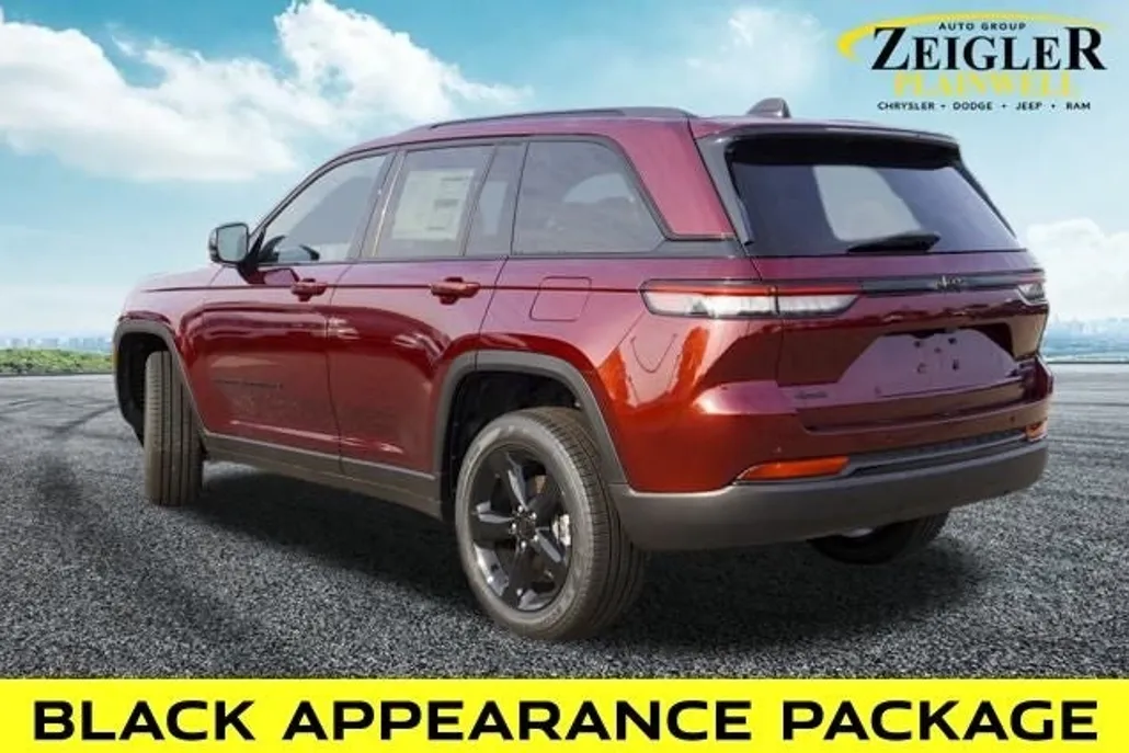 2025 Jeep Grand Cherokee Limited photo 1