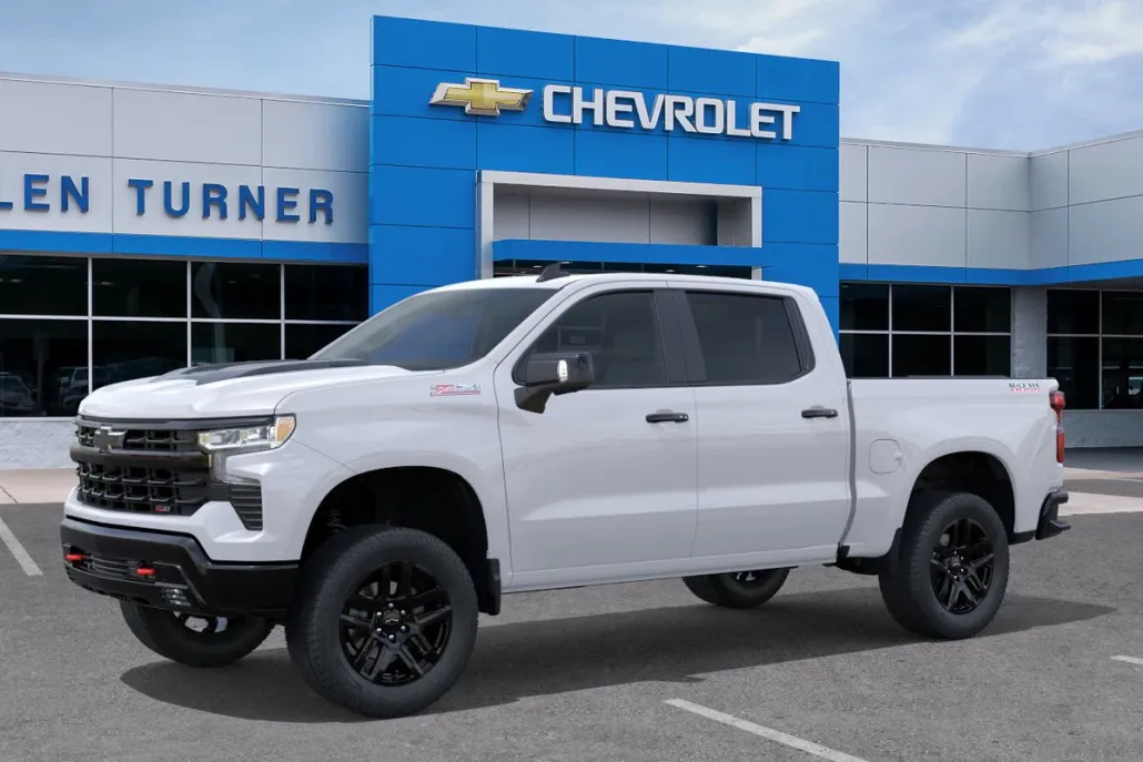 2026 Chevrolet Silverado 1500 LT Trail Boss photo 1