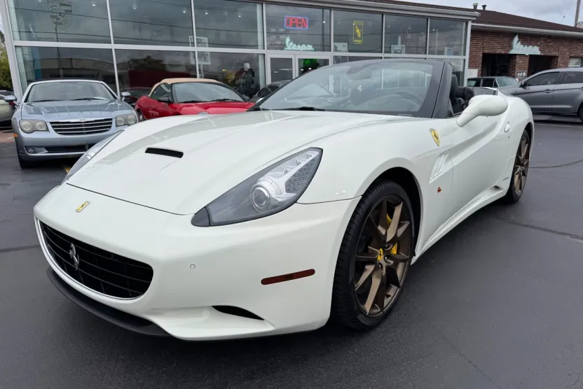2014 Ferrari California photo 1