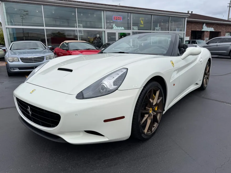 2014 Ferrari California photo 1