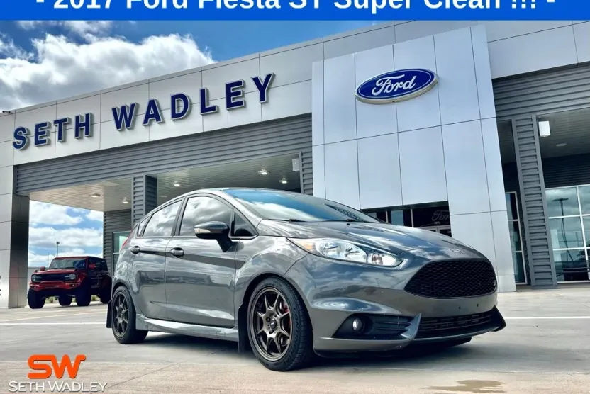 2017 Ford Fiesta ST photo 1