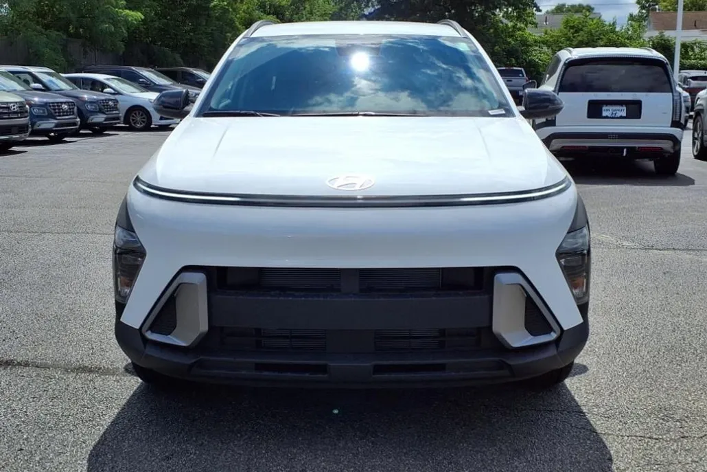 2026 Hyundai Kona SEL photo 1