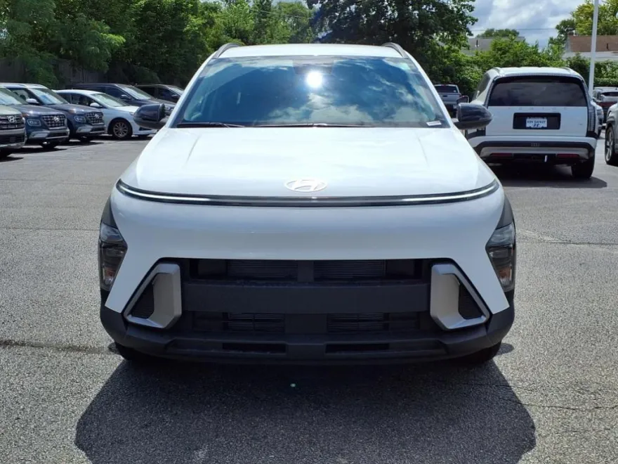 2026 Hyundai Kona SEL photo 1