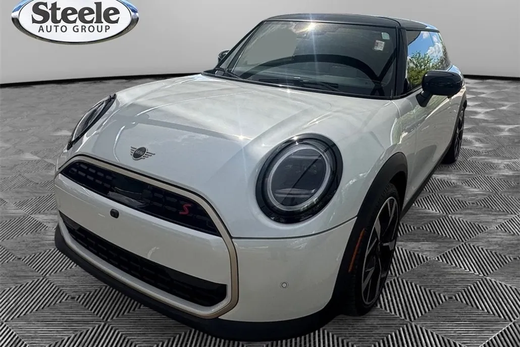 2025 Mini Cooper 2 Door Hardtop S photo 1
