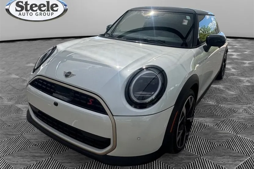 2025 Mini Cooper 2 Door Hardtop S photo 1