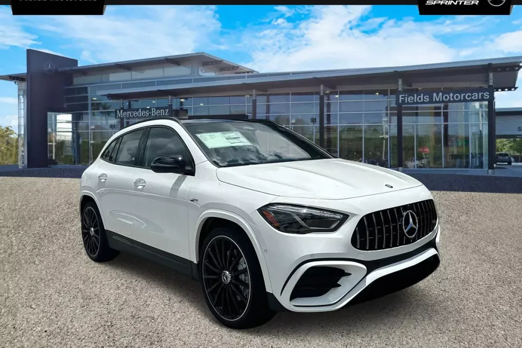 2025 Mercedes Benz GLA AMG 35 4MATIC photo 1