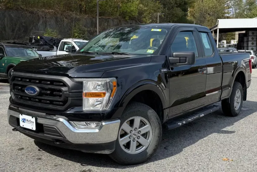 2022 Ford F-150 XL photo 1