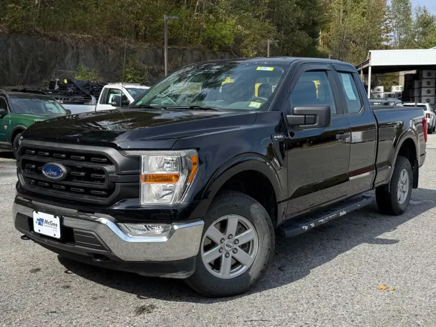 2022 Ford F-150 XL photo 1