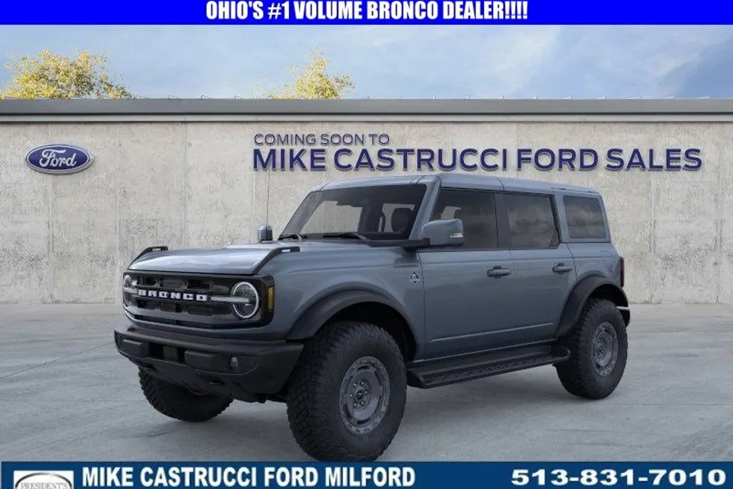 2025 Ford Bronco Outer Banks photo 1