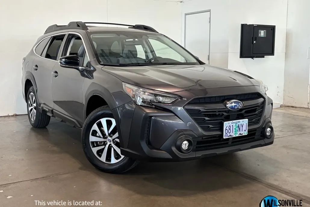 2023 Subaru Outback Premium photo 1