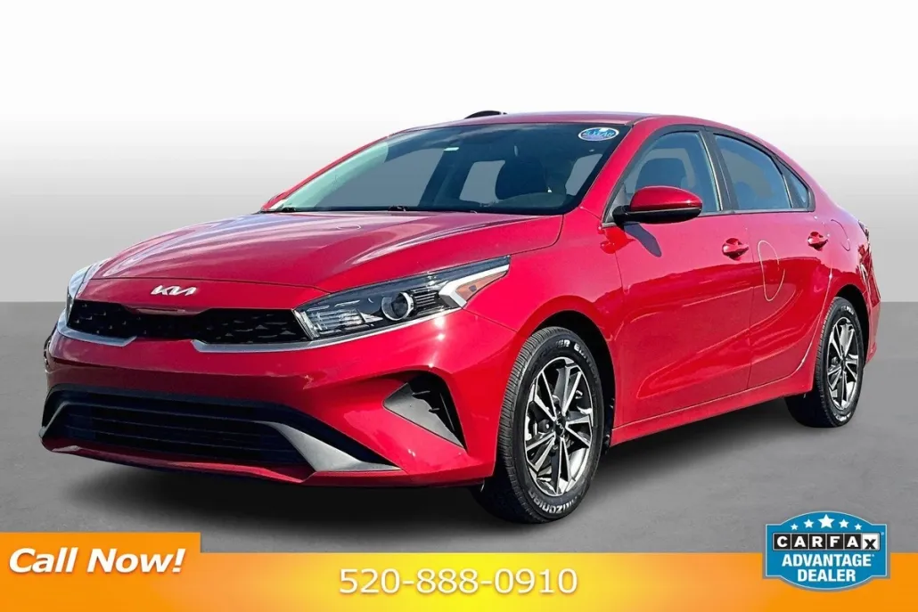 2022 Kia Forte LXS photo 1