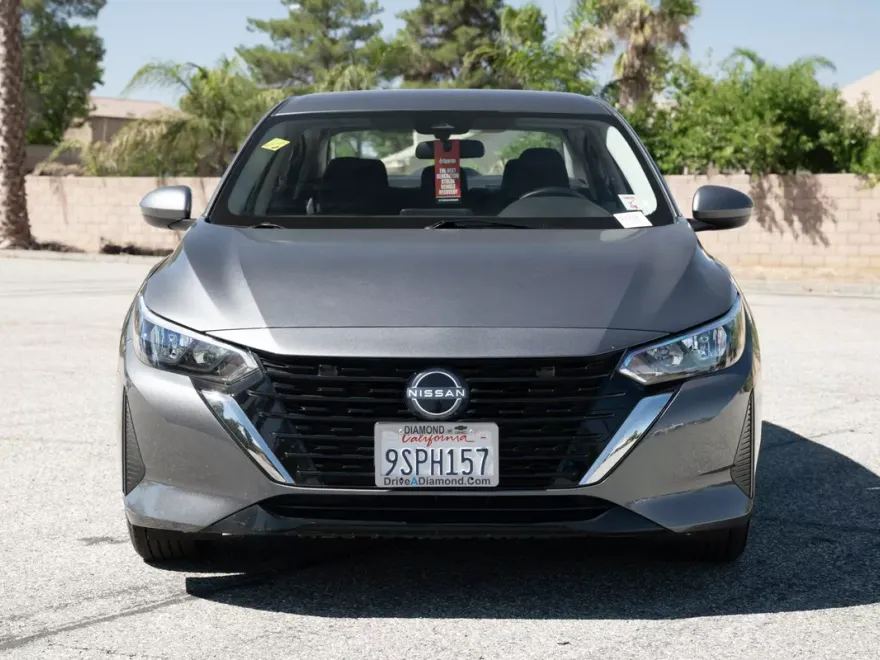 2025 Nissan Sentra S photo 1