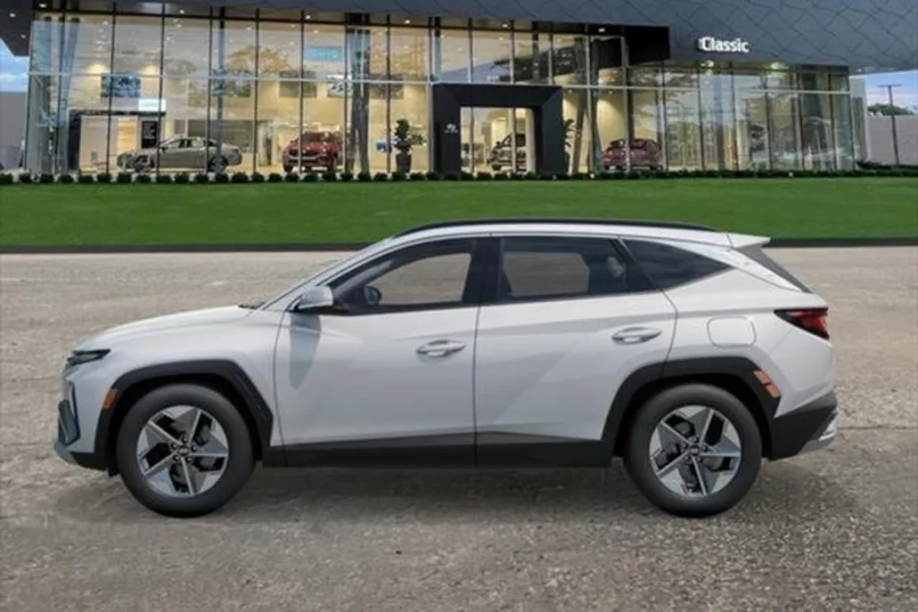 2025 Hyundai Tucson SEL photo 1