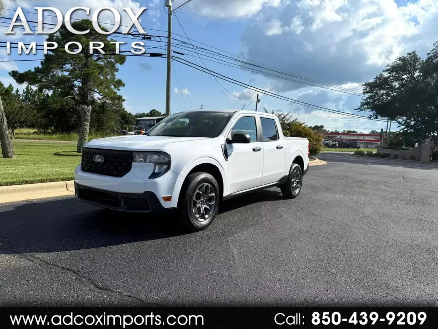 2025 Ford Maverick XLT photo 1