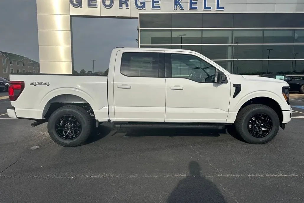 2025 Ford F-150 XLT photo 1