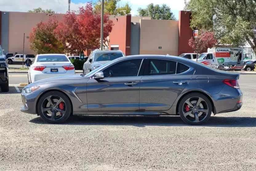 2019 Genesis G70 3.3T Advanced photo 1