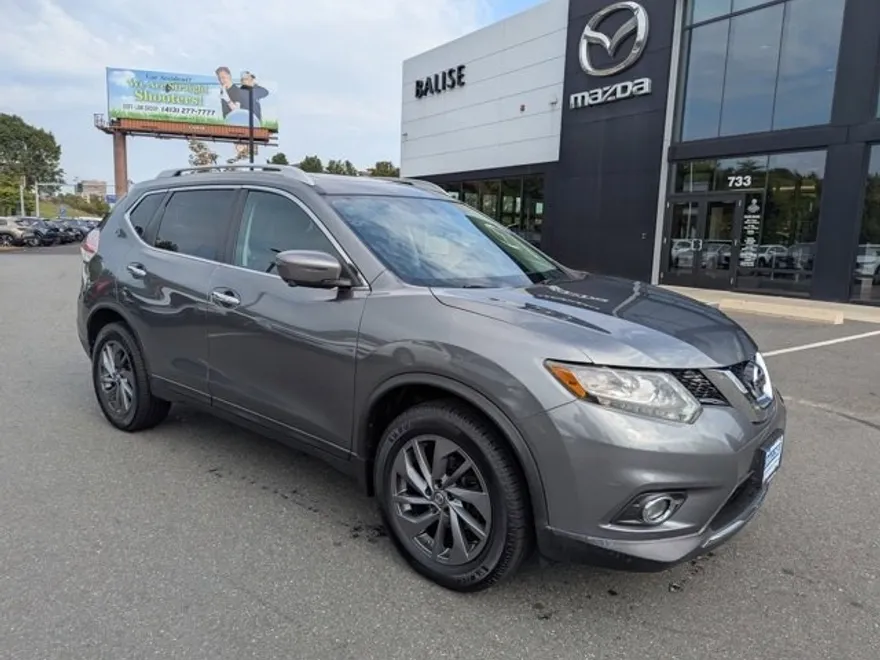 2016 Nissan Rogue SL photo 1