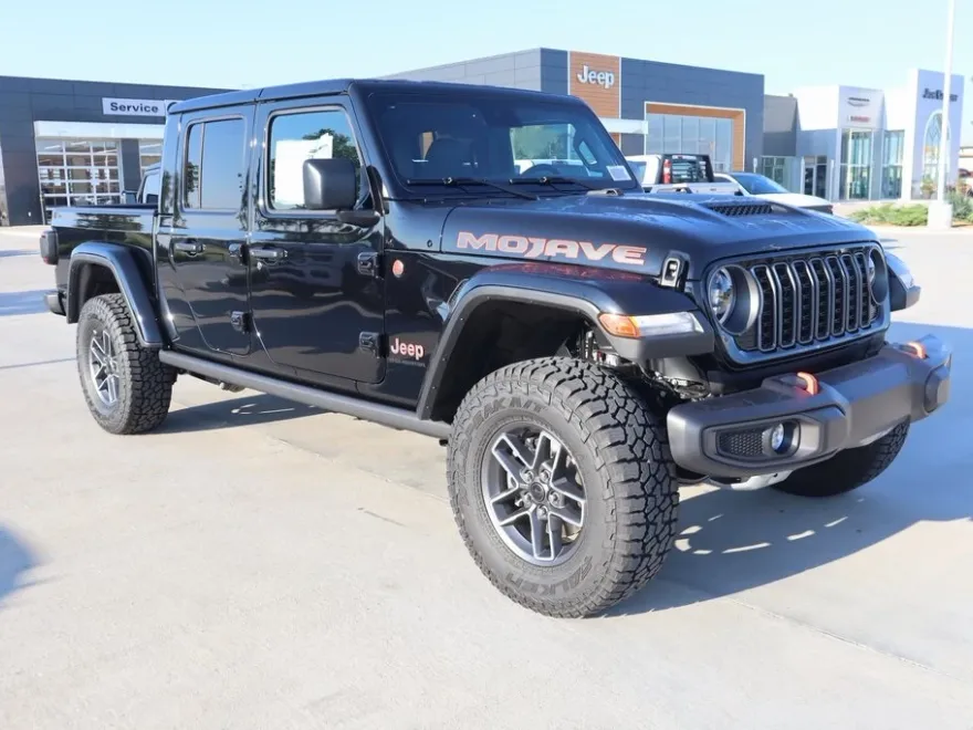 2025 Jeep Gladiator Mojave photo 1