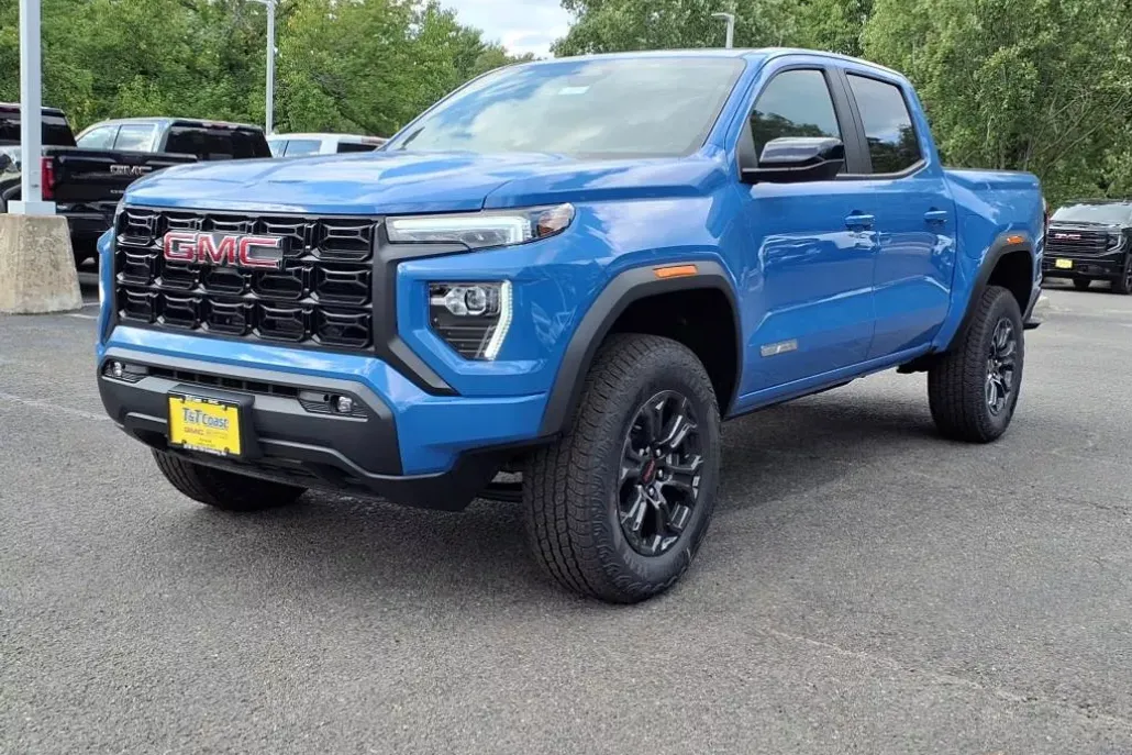 2025 Gmc Canyon Elevation photo 1