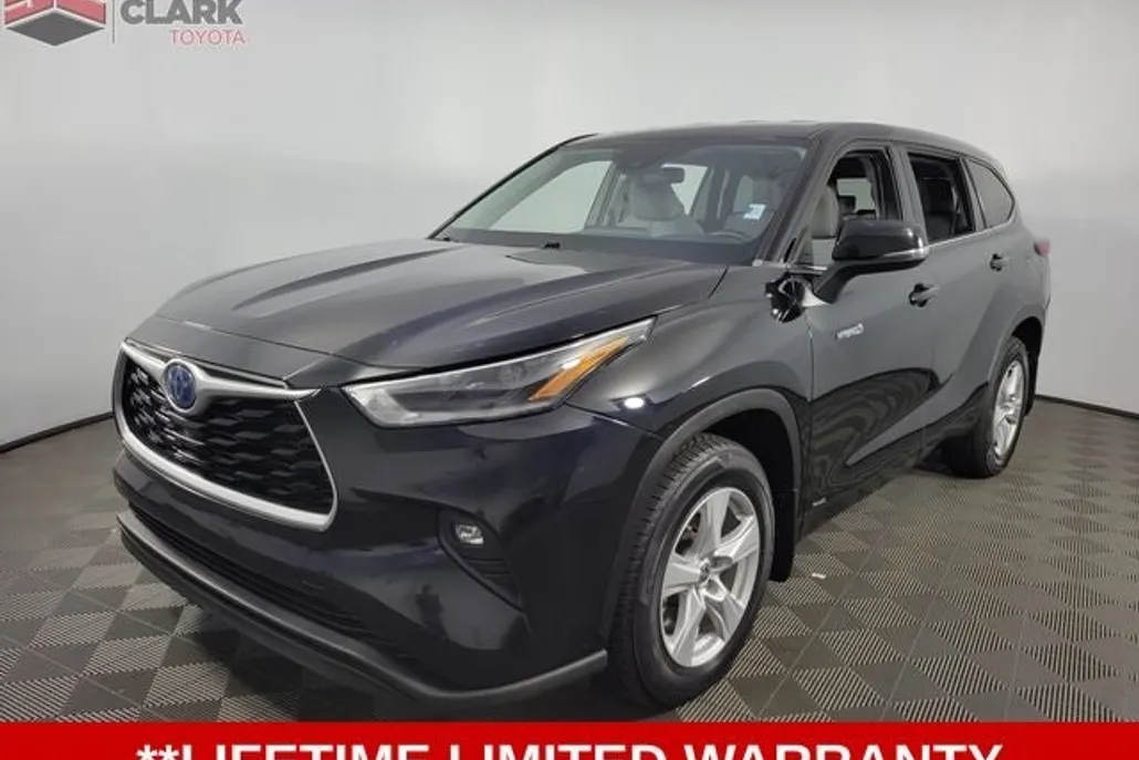2021 Toyota Highlander Hybrid LE Sport photo 1