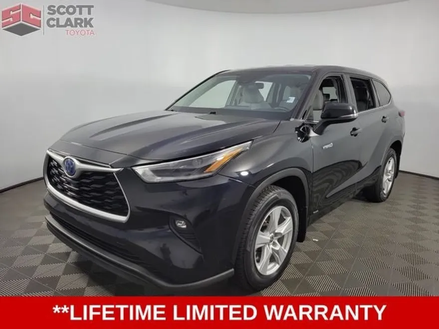 2021 Toyota Highlander Hybrid LE Sport photo 1