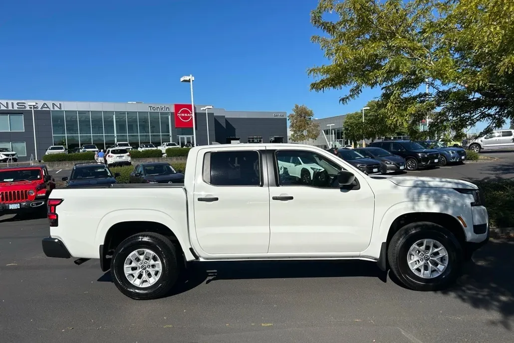 2025 Nissan Frontier S photo 1