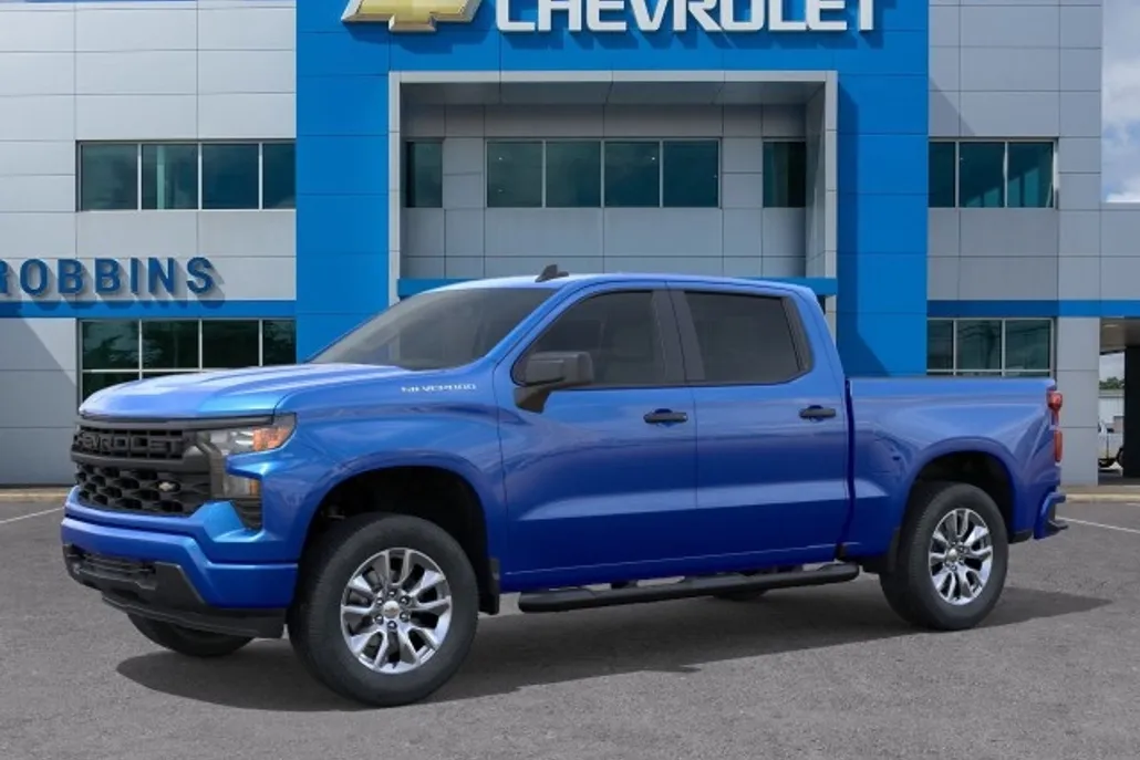 2026 Chevrolet Silverado 1500 Custom photo 1
