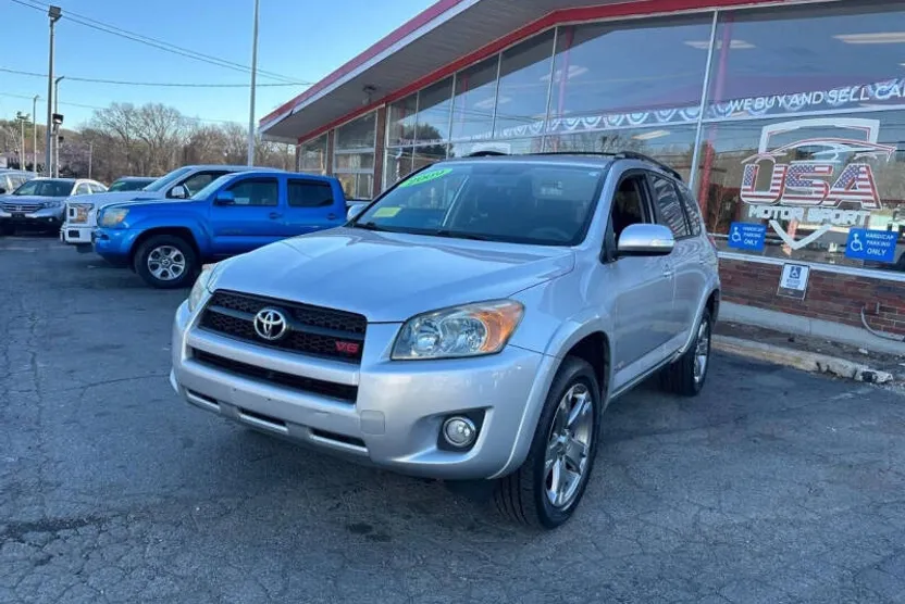 2009 Toyota RAV4 Sport photo 1