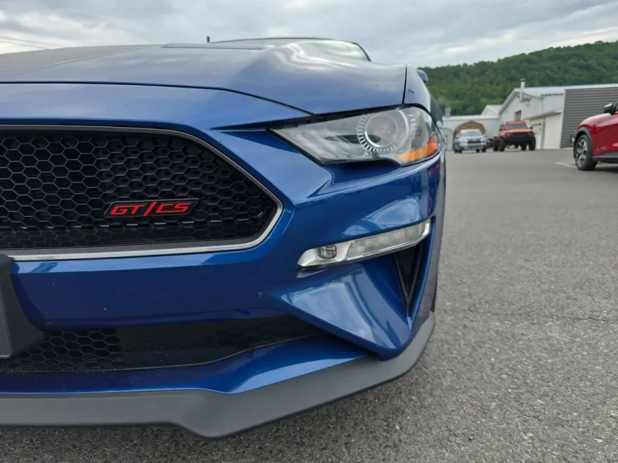 2023 Ford Mustang GT Premium photo 1