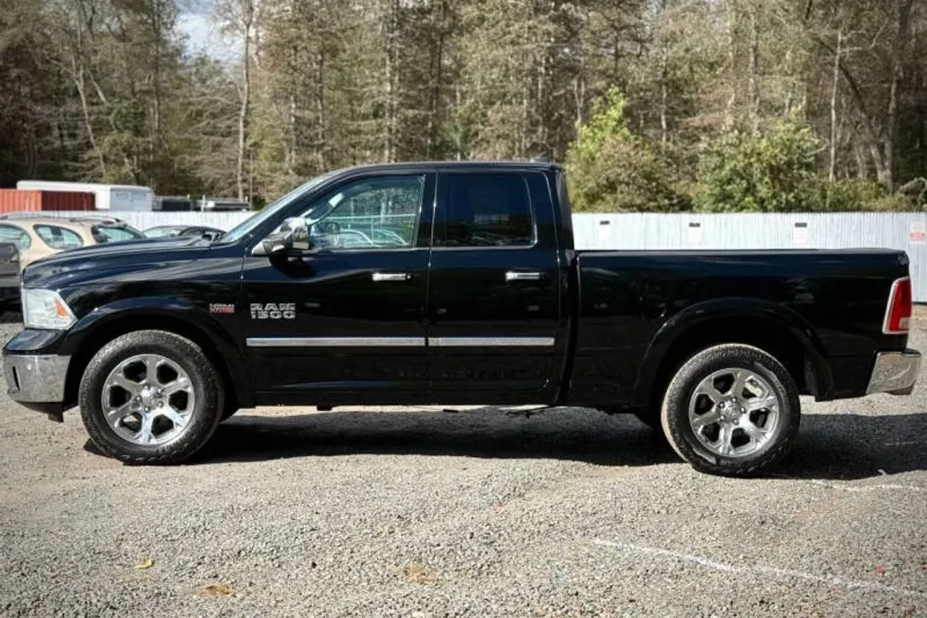 2014 Ram 1500 Laramie photo 1