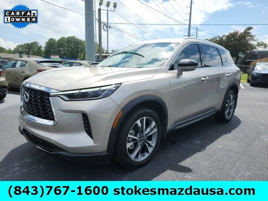 2023 Infiniti QX60 Luxe photo 1